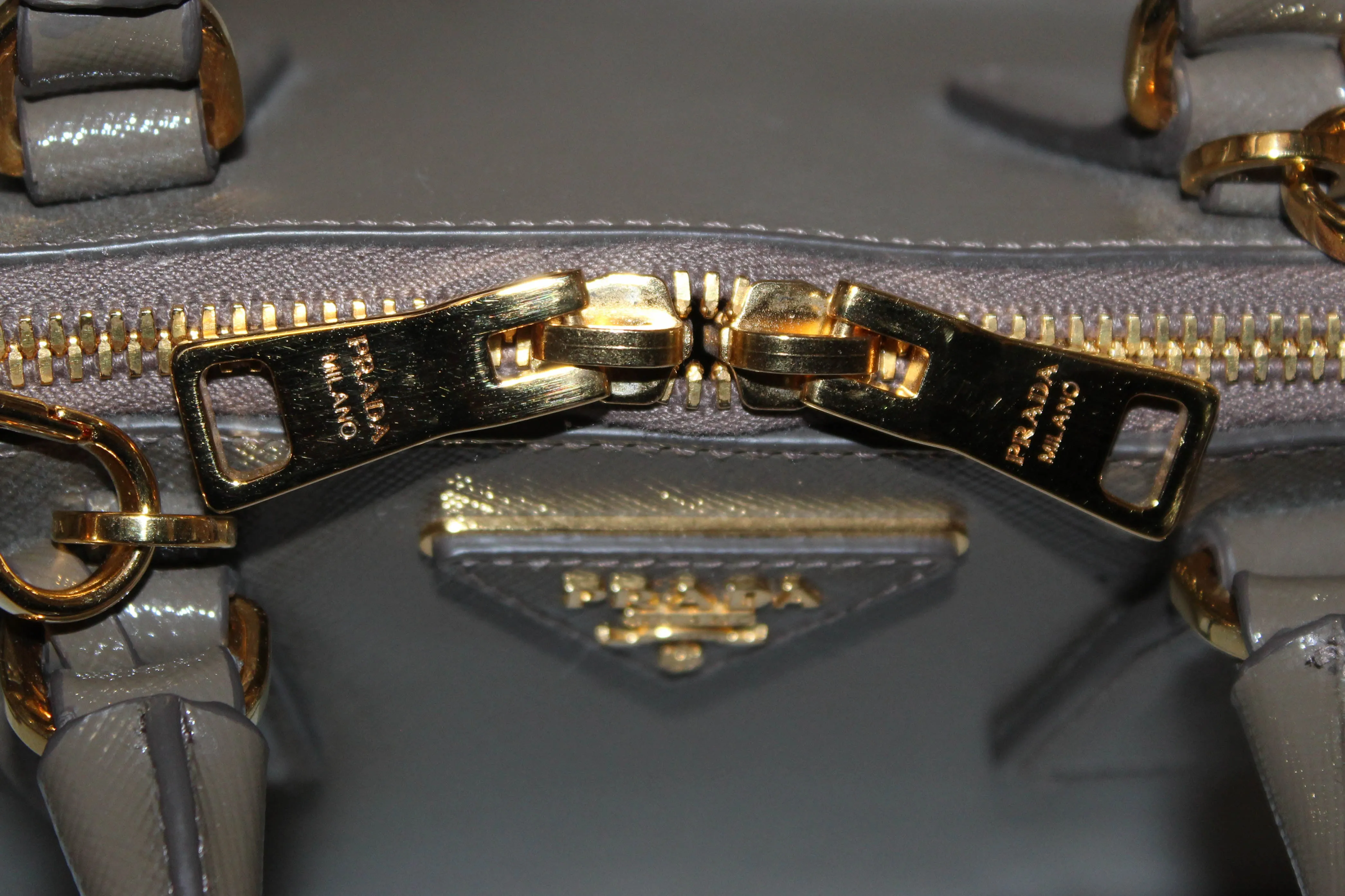 Authentic Prada Argilla Grey Vernice Saffiano Leather Small Promenade Alma Bag