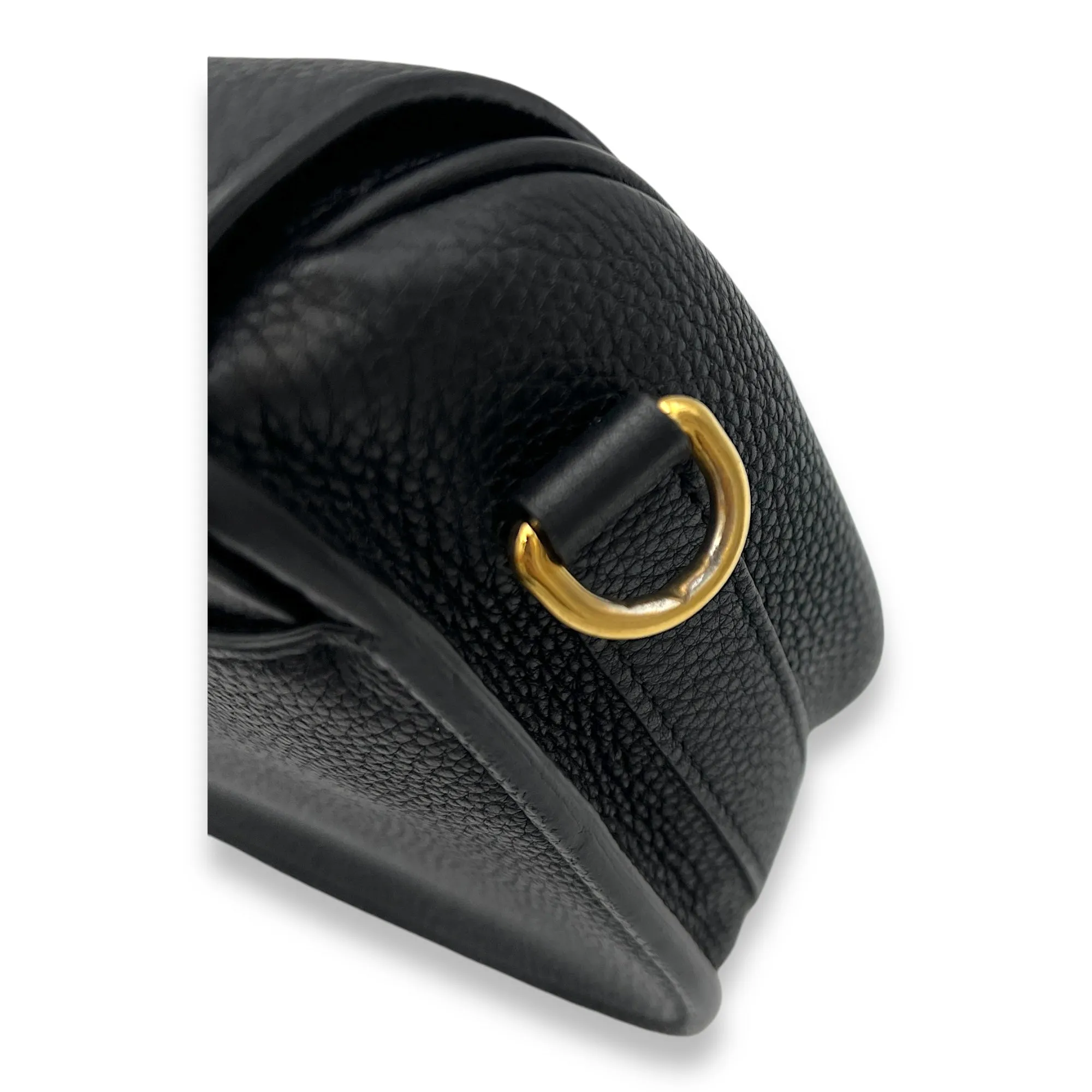 Bobby Shoulder Bag Black in Calfskin, Gold hardware