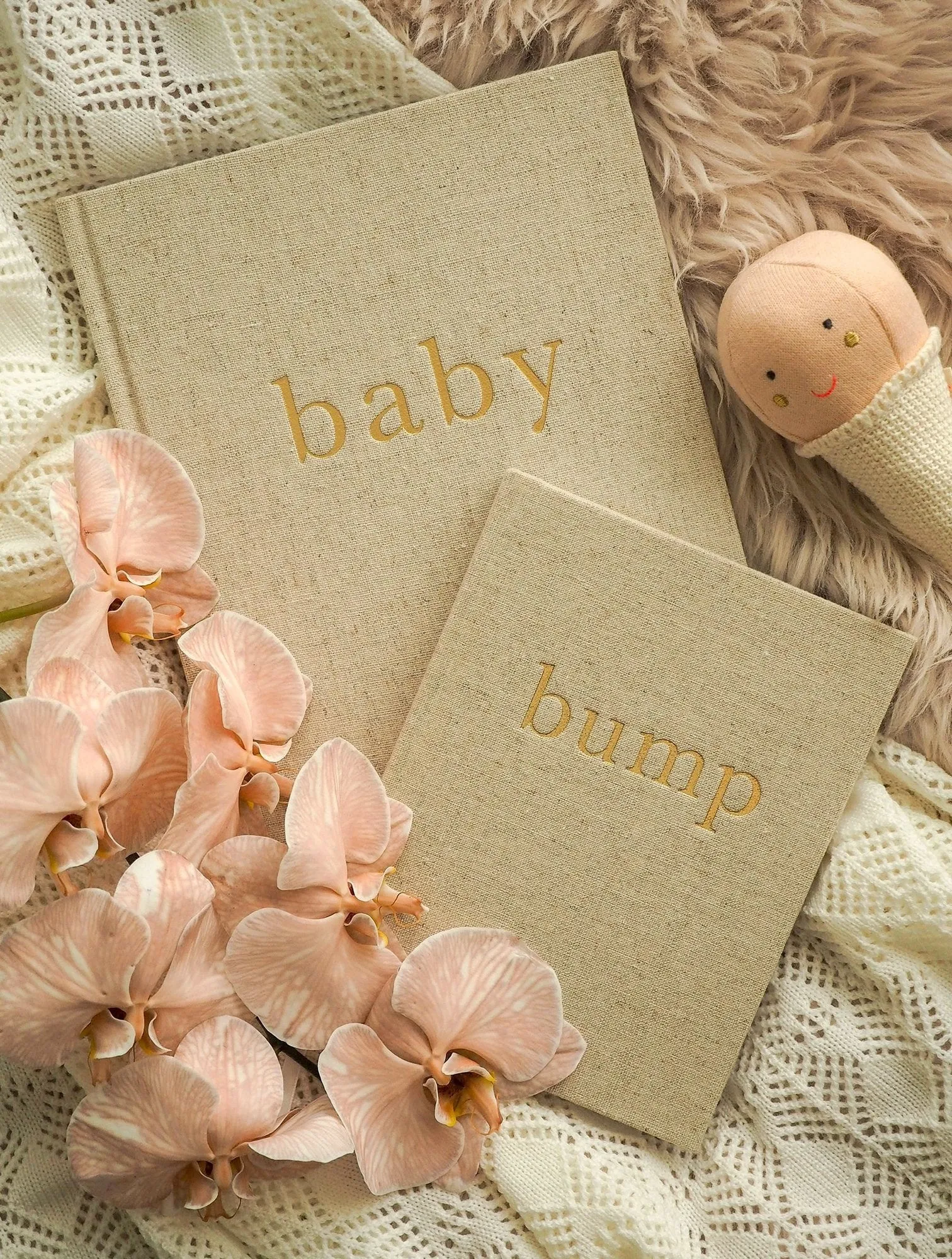 Bump. A Pregnancy Story by Write to Me