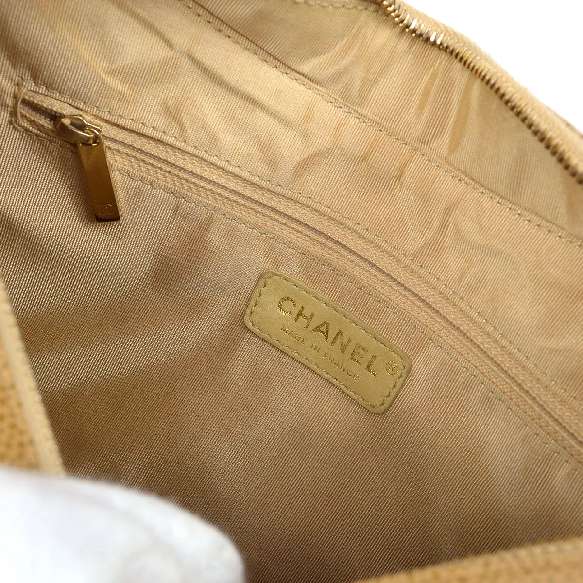 Chanel 2003-2004 Beige Caviar Shoulder Bag