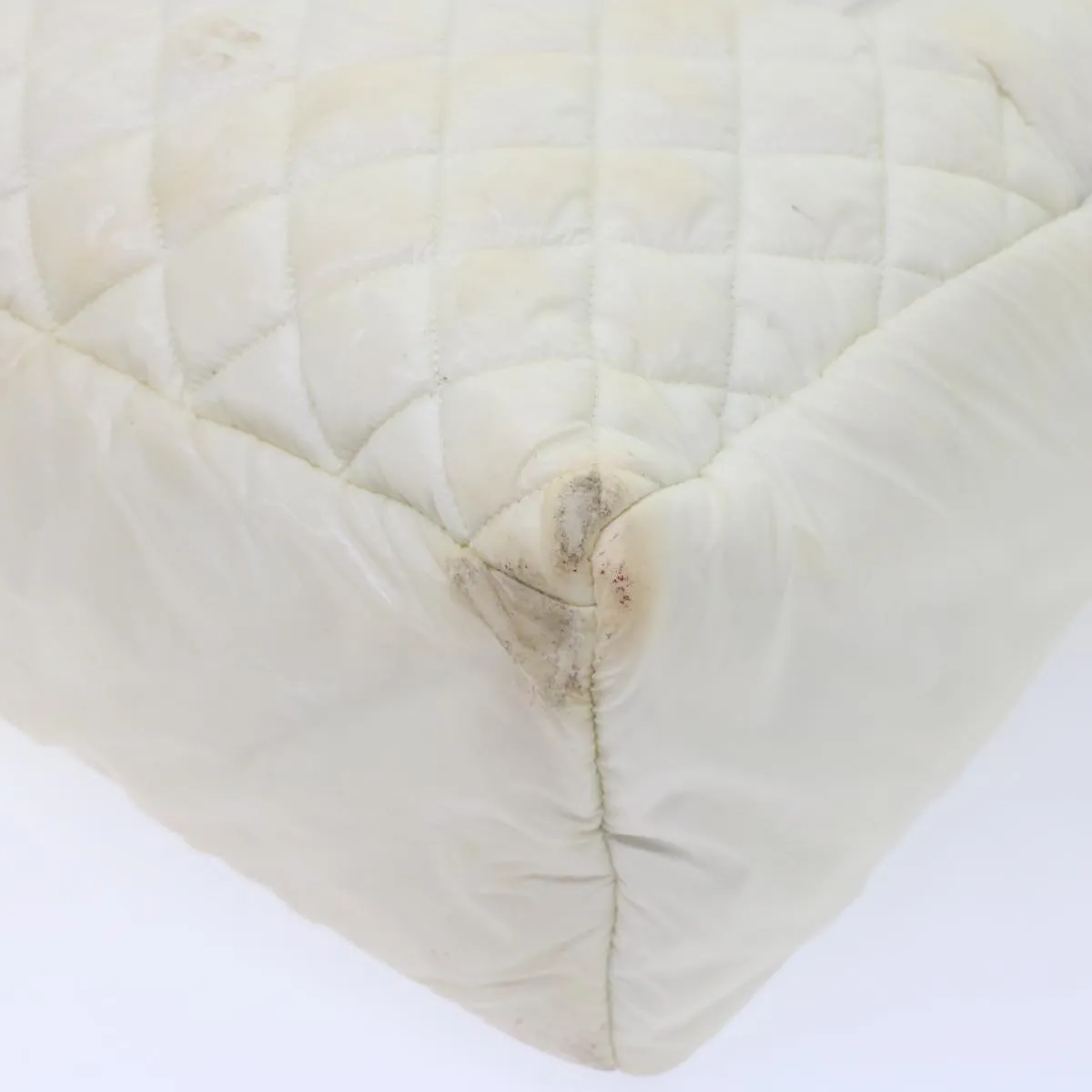 Chanel Coco Cocoon Hand Bag Patent Leather White CC Auth bs6942