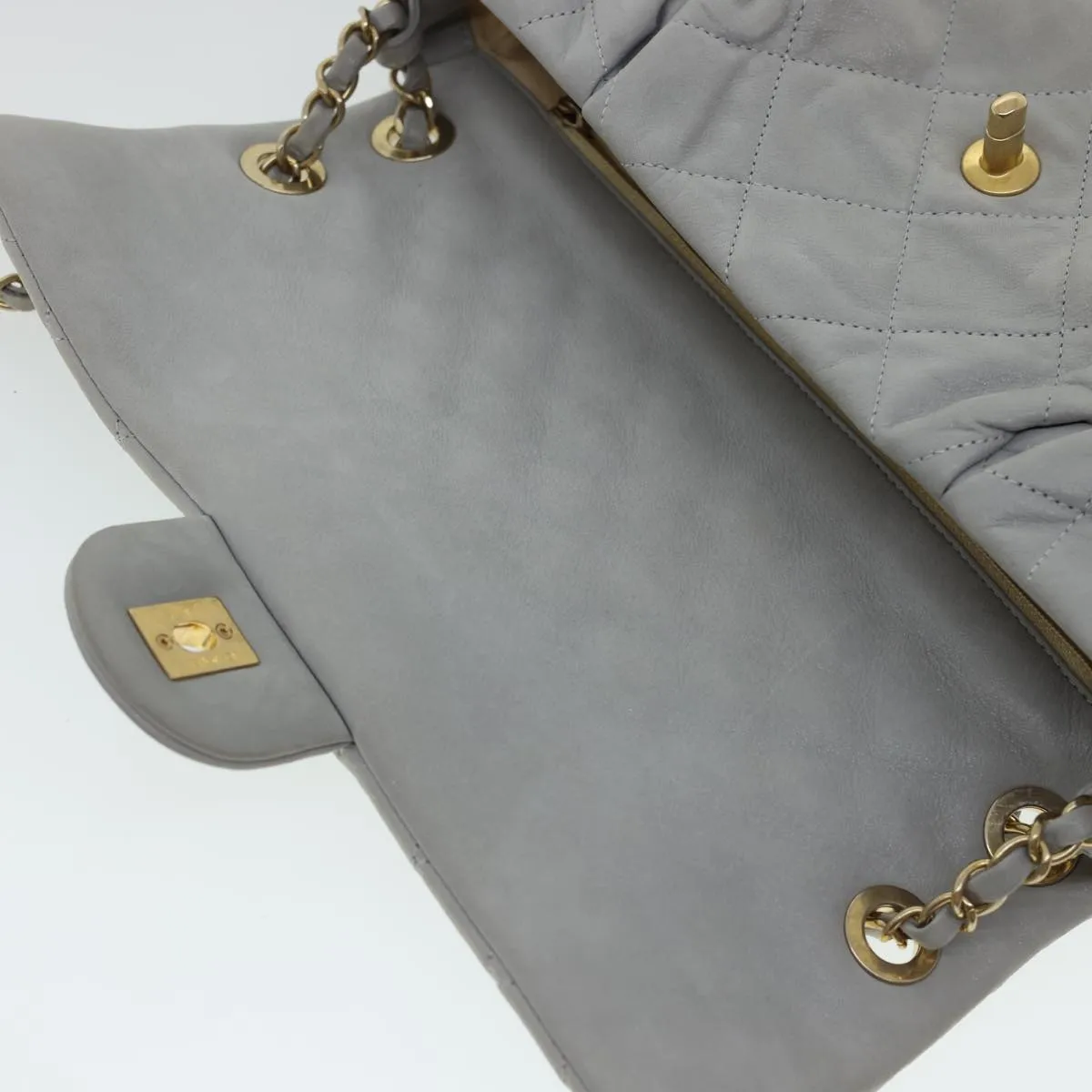 CHANEL Lamb Skin Matelasse Double Chain Shoulder Bag Gray CC am1097gA
