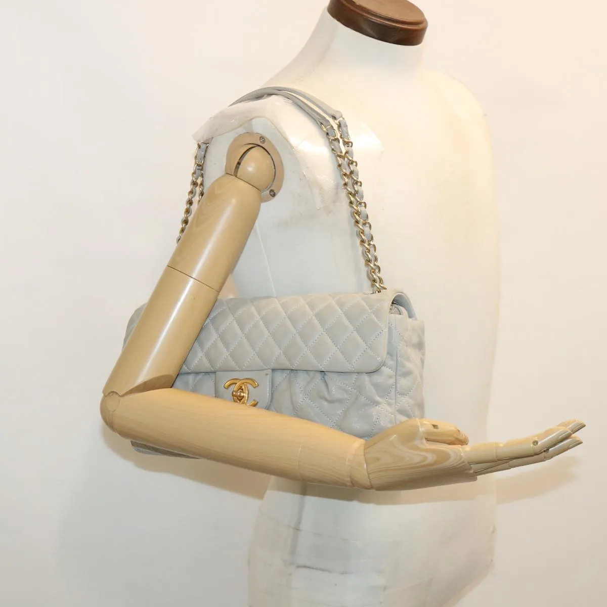CHANEL Lamb Skin Matelasse Double Chain Shoulder Bag Gray CC am1097gA