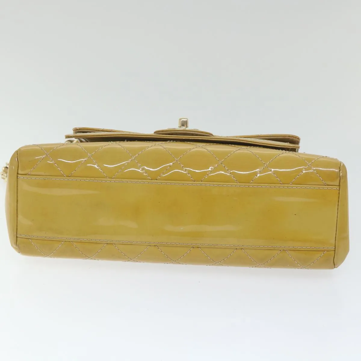 CHANEL Matelasse Chain Shoulder Bag Patent leather Yellow CC Auth 58350A