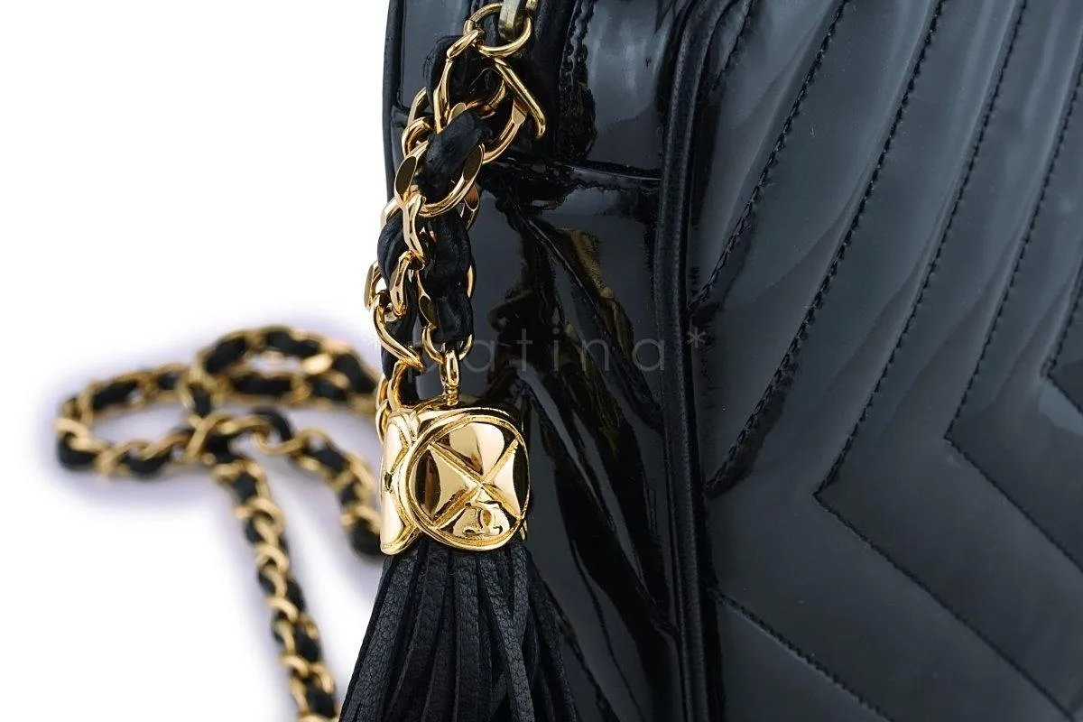 Chanel Pristine Vintage Black Patent Classic Quilted Camera Case Bag