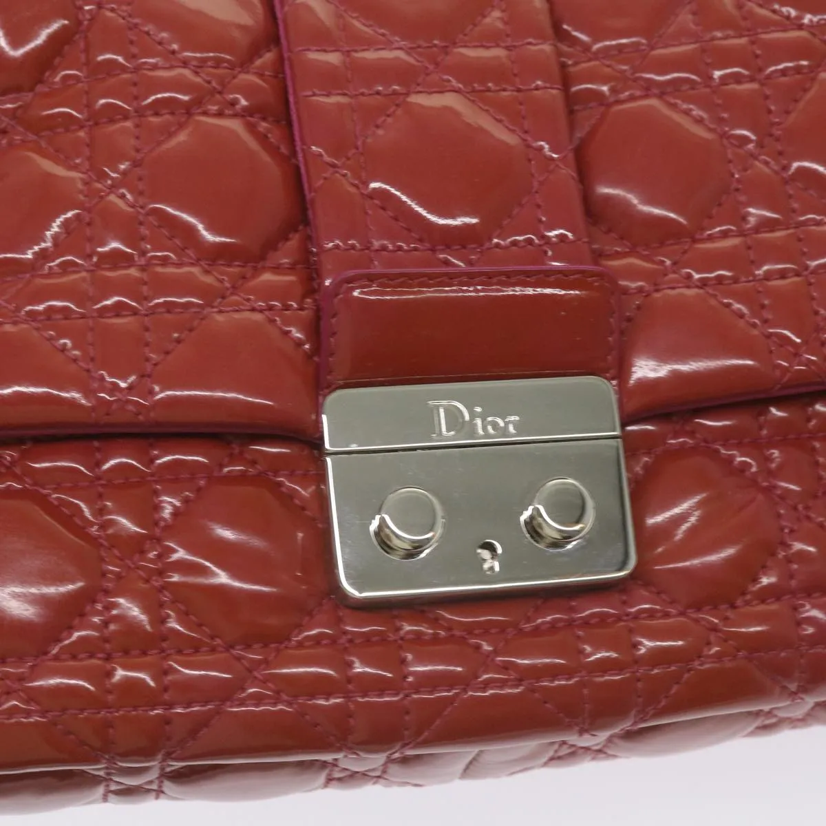 CHRISTIAN DIOR Canage Newlock Shoulder Bag patent Red Auth hk1131