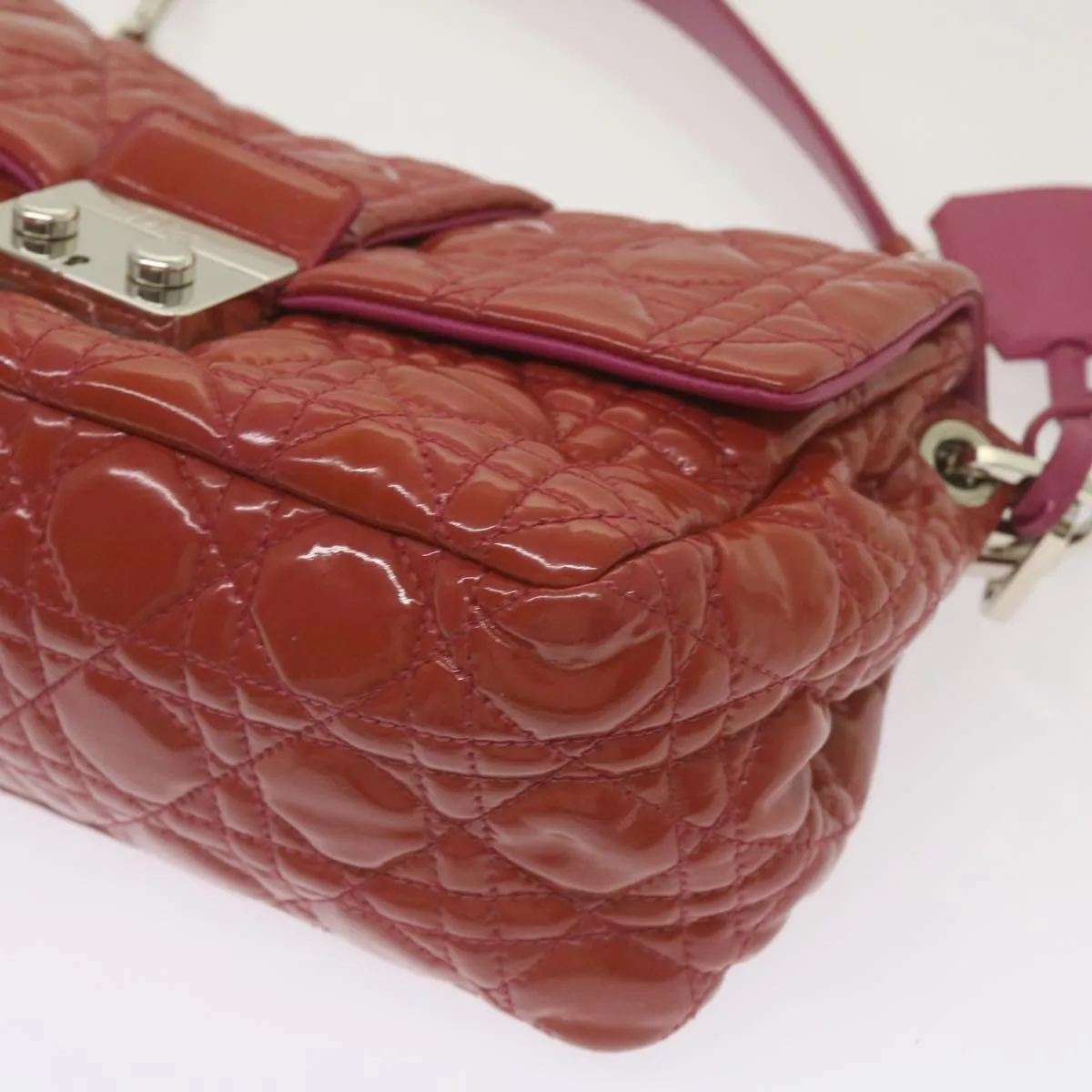 CHRISTIAN DIOR Canage Newlock Shoulder Bag patent Red Auth hk1131