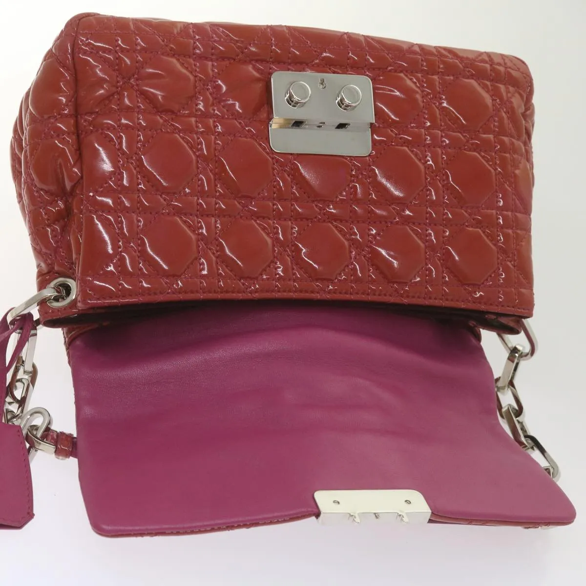 CHRISTIAN DIOR Canage Newlock Shoulder Bag patent Red Auth hk1131