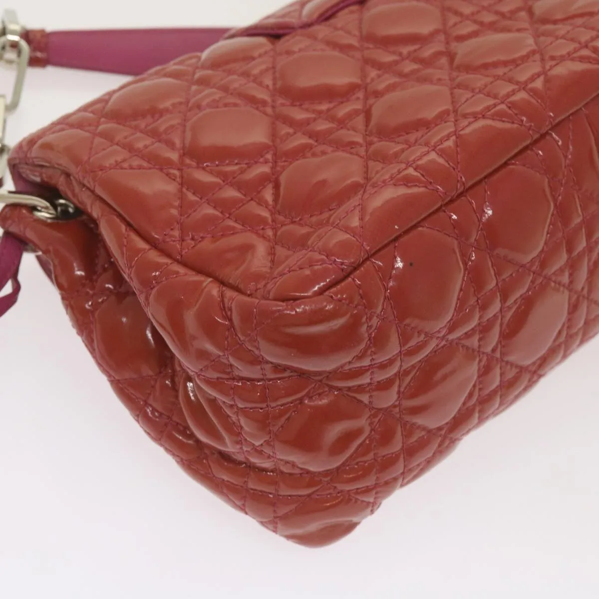 CHRISTIAN DIOR Canage Newlock Shoulder Bag patent Red Auth hk1131