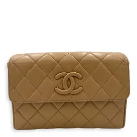 Classic Shoulder Bag Beige in Lambskin, Gold hardware