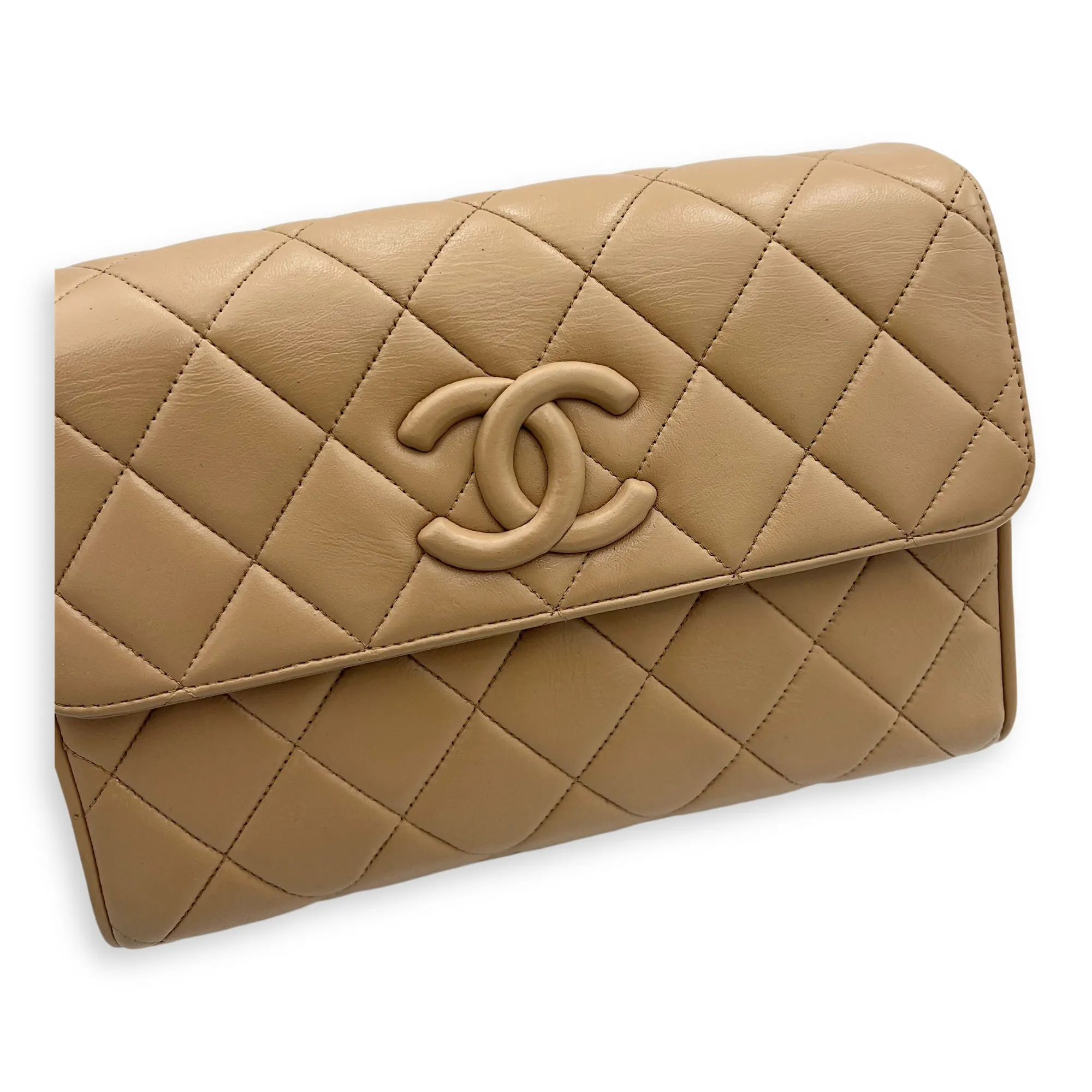 Classic Shoulder Bag Beige in Lambskin, Gold hardware