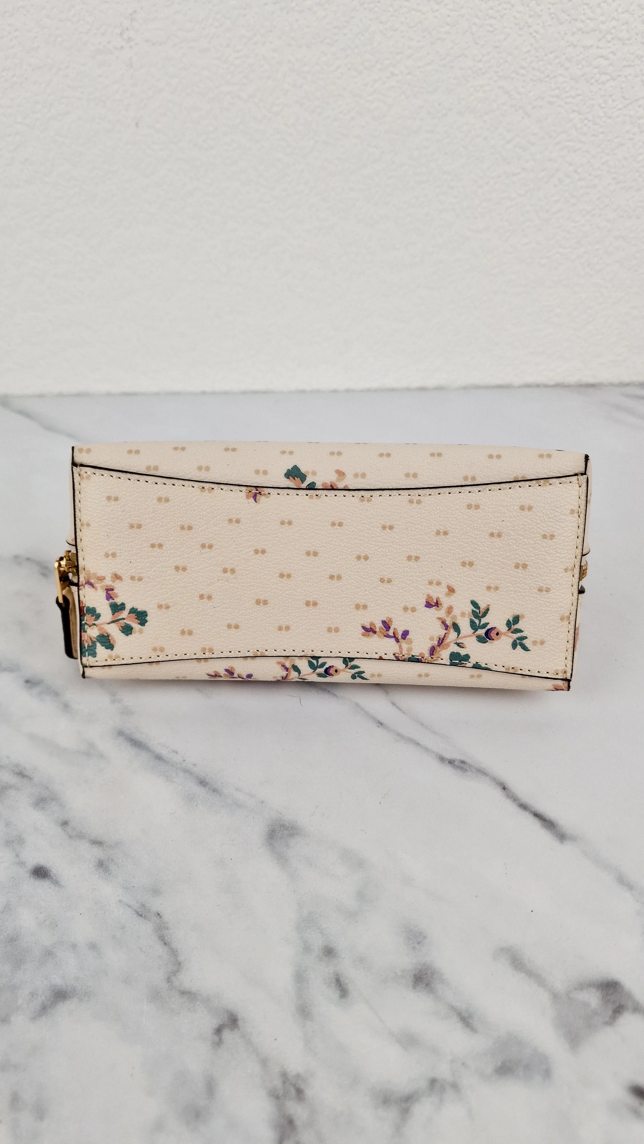 Coach Cosmetic Case 17 with Mini Magnolia Bouquet Print Make Up Pouch Chalk Floral - Coach F32067
