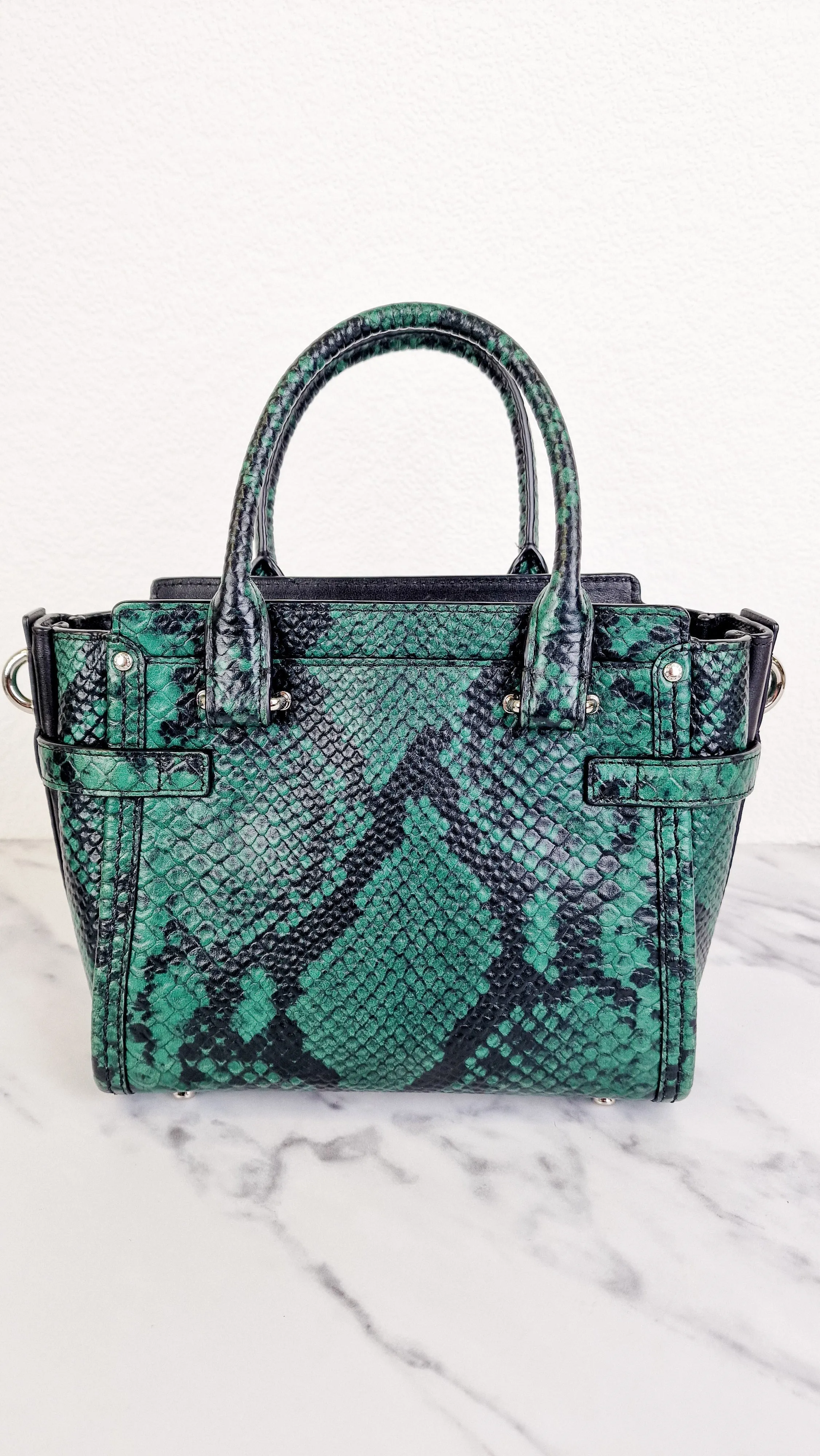 Coach Swagger 21 in Green & Black Snake Print - Handbag Crossbody Bag - Coach 38360