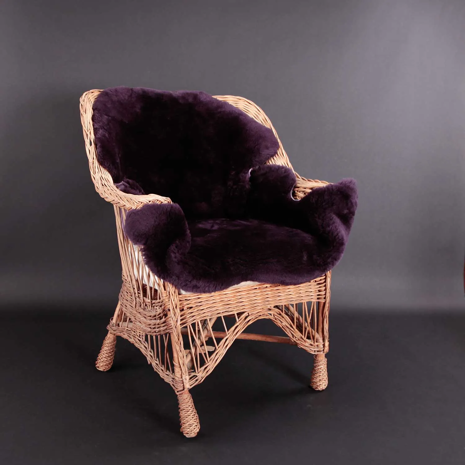 Exclusive Sheepskin Throw Royal Purple