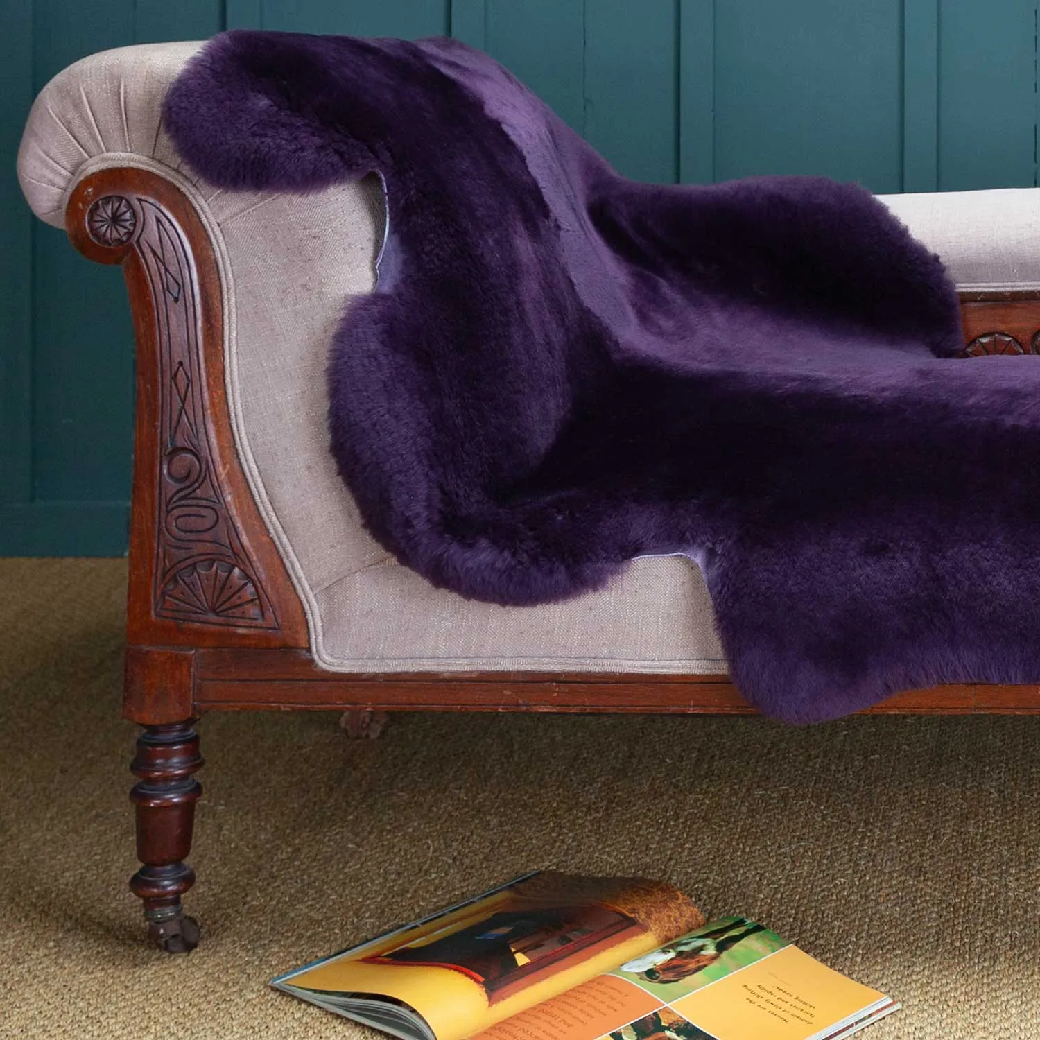 Exclusive Sheepskin Throw Royal Purple
