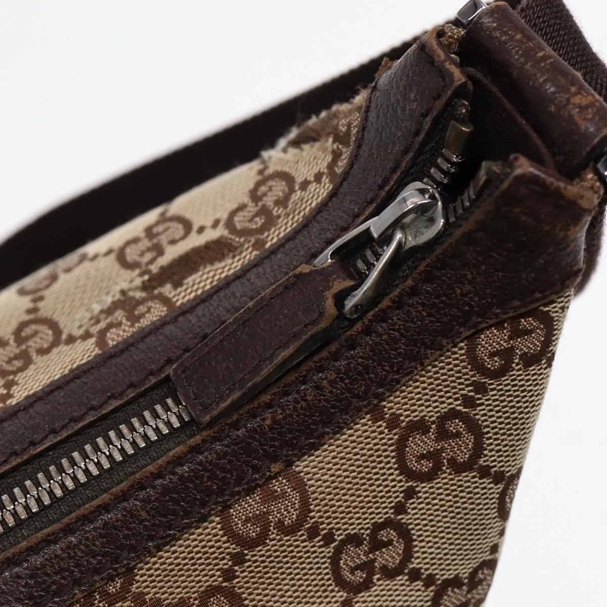 GUCCI GG Canvas Shoulder Bag Beige Brown Silver 131211 86557