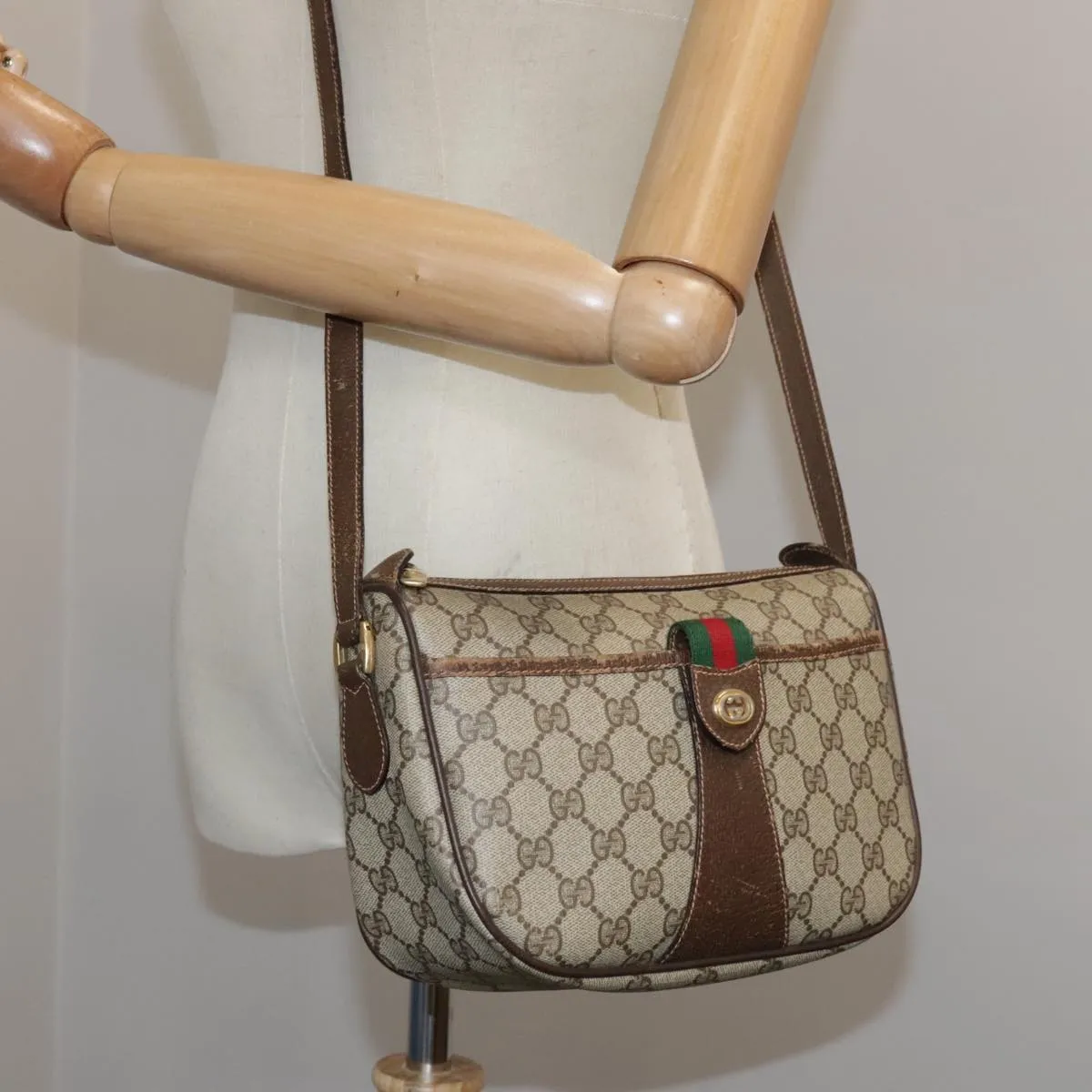 GUCCI GG Supreme Web Sherry Line Shoulder Bag PVC Beige 89 02 032 106357