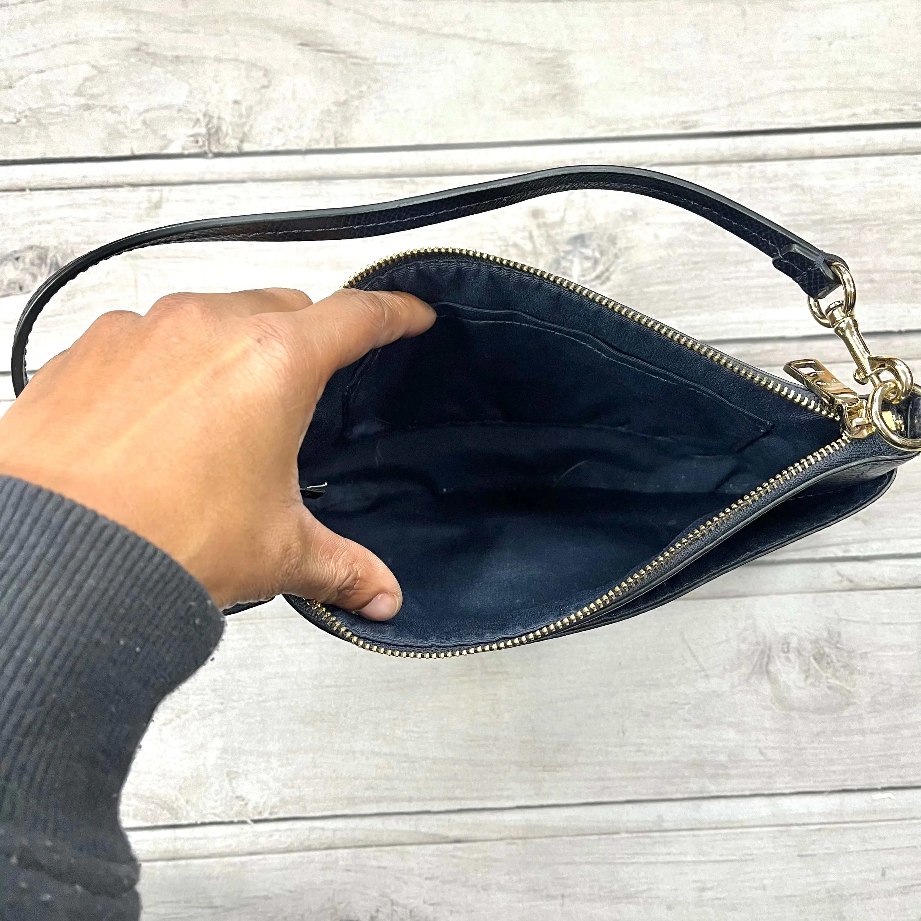 Handbag By Coach  Size: Medium