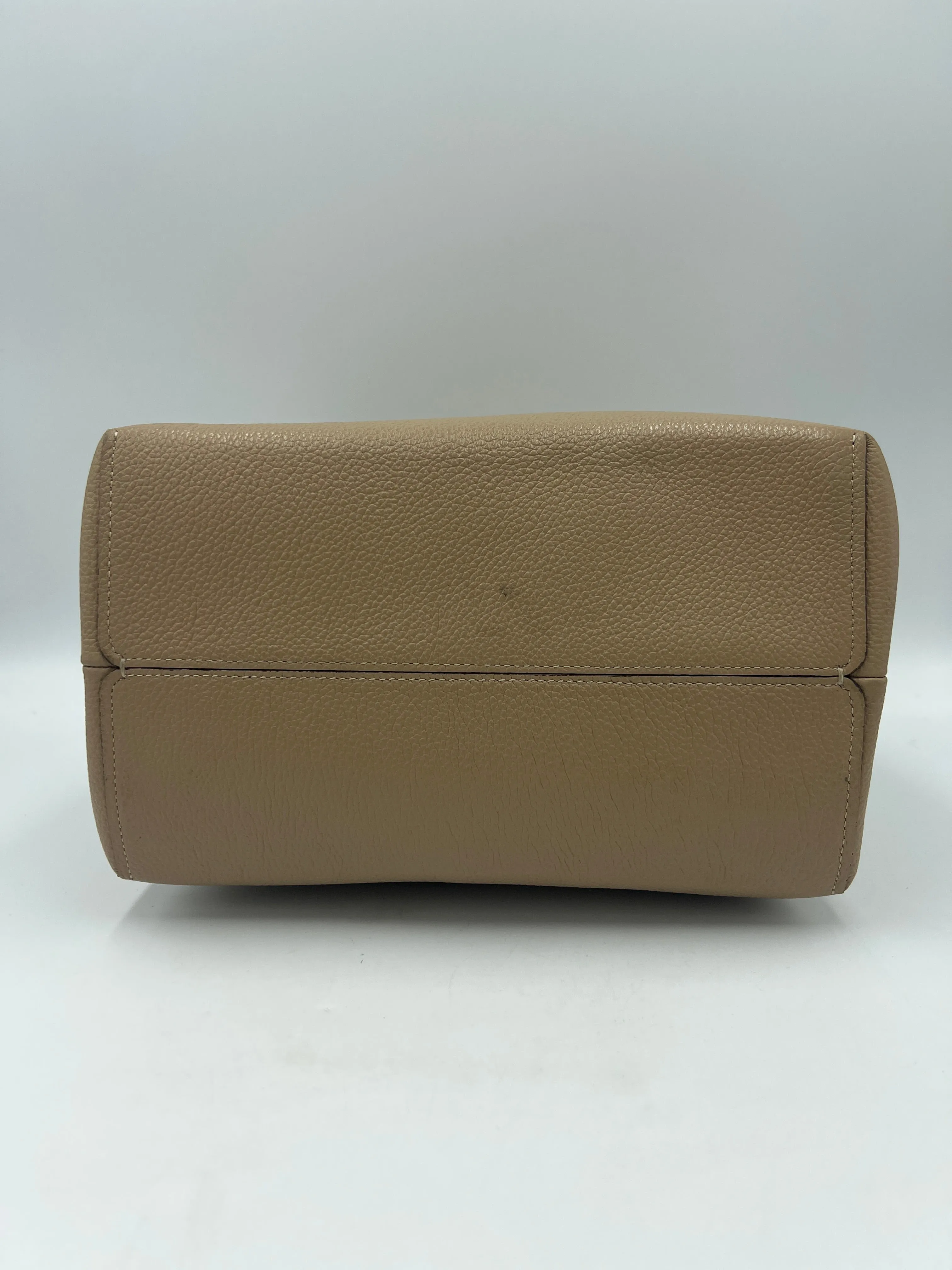 LIKE NEW! Handbag Designer By Coach