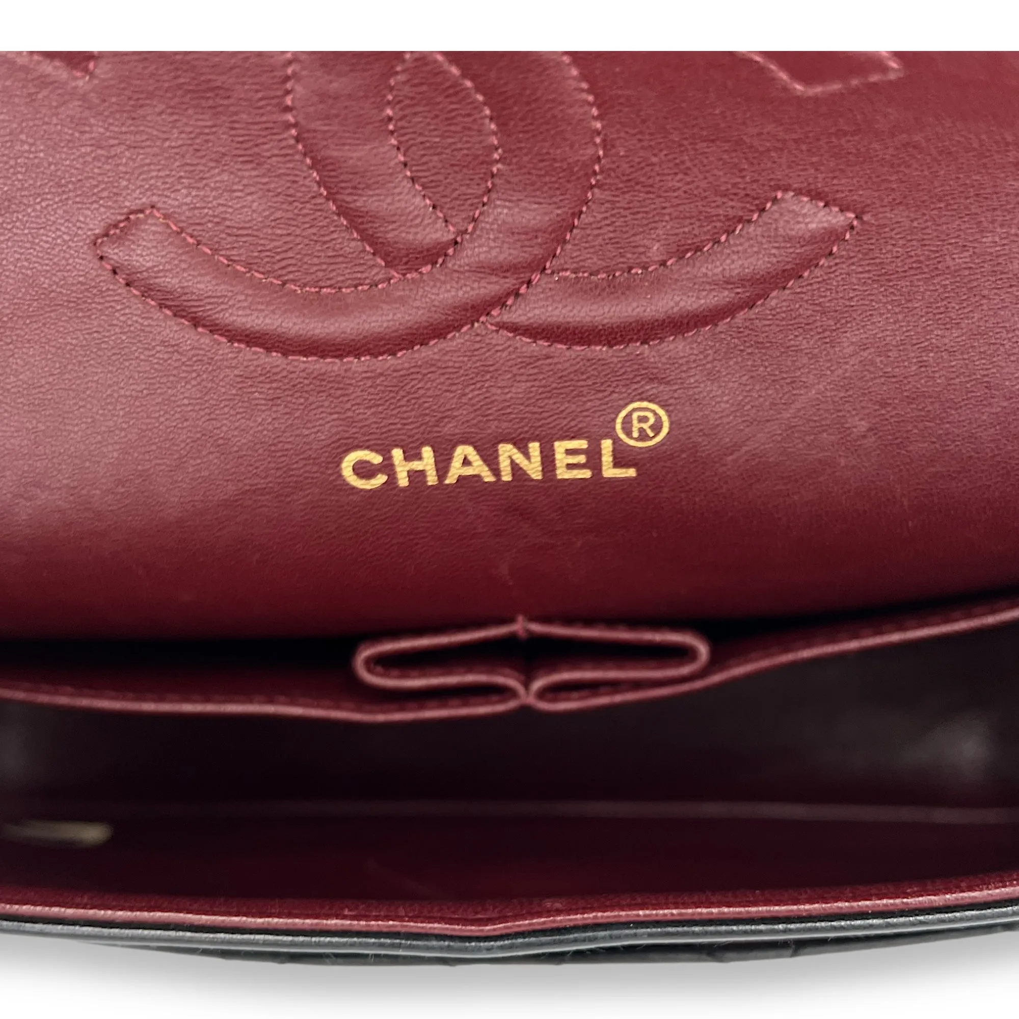 Vintage CC Double Flap Medium Black Shoulder Bag in Lambskin, Gold hardware