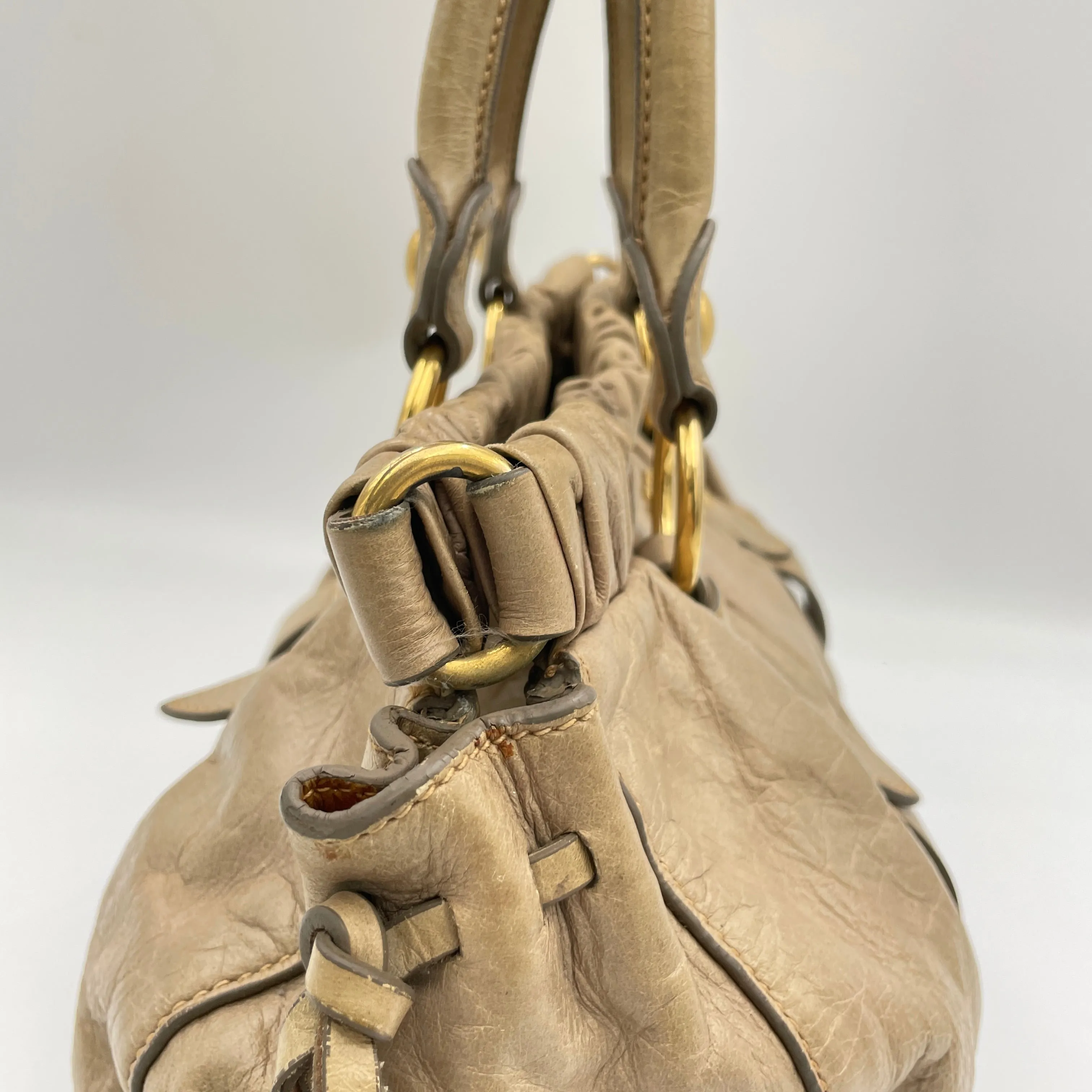 Vitello Lux Beige Top Handle Bag in Goat Leather, Gold hardware