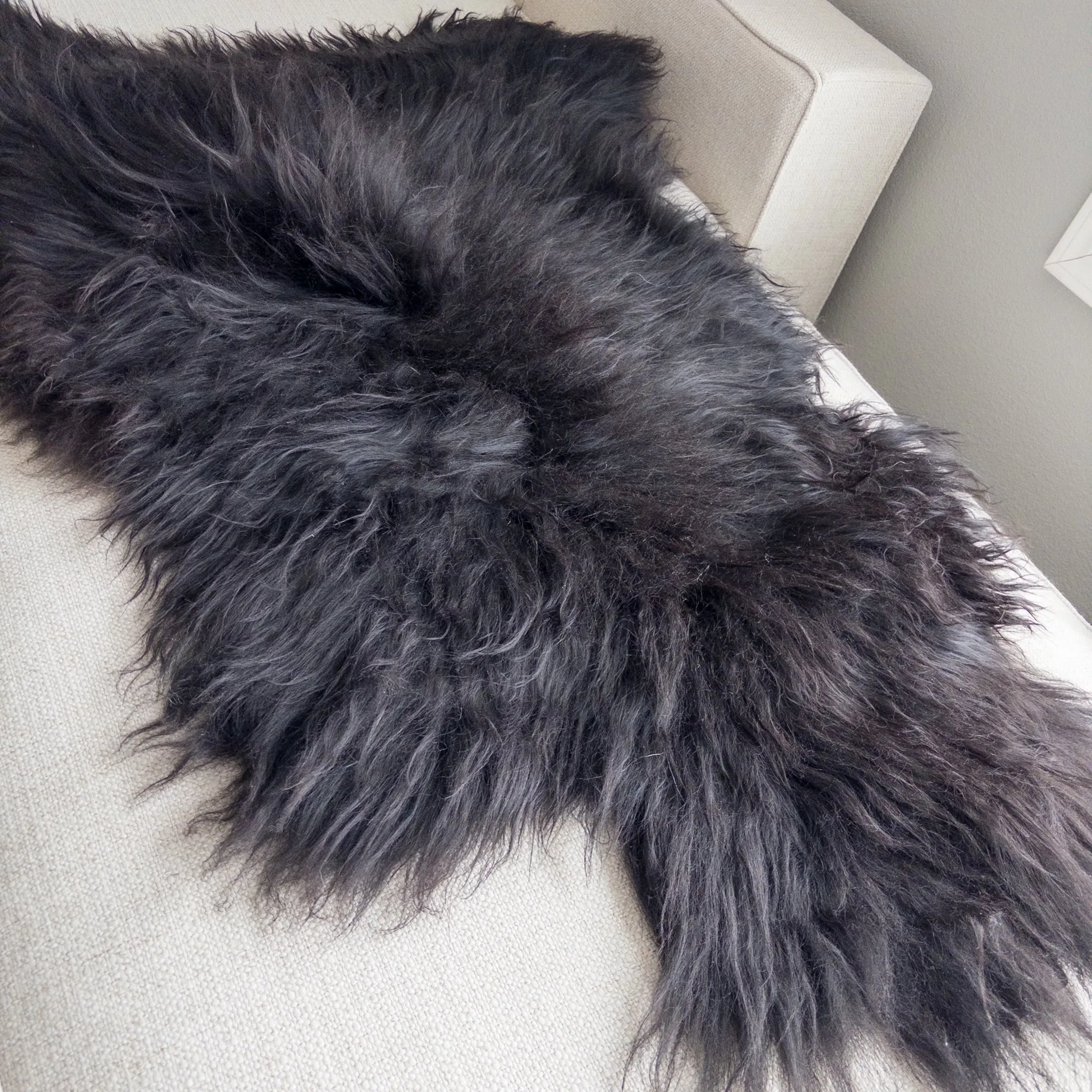 XXL Premium Icelandic Sheepskin Rug - Black Long Wool